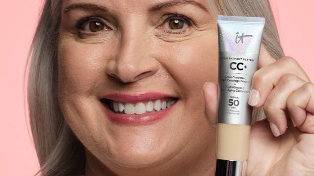 How To Use It Cosmetics CC Cream For Mature Skin: Pro Tips