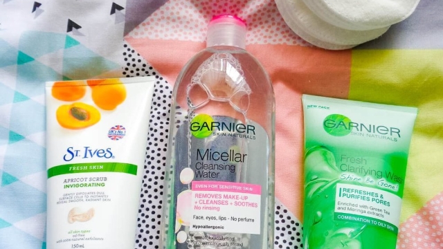 Tips For Oily And Combination Skin Care: Simple Expert Tips